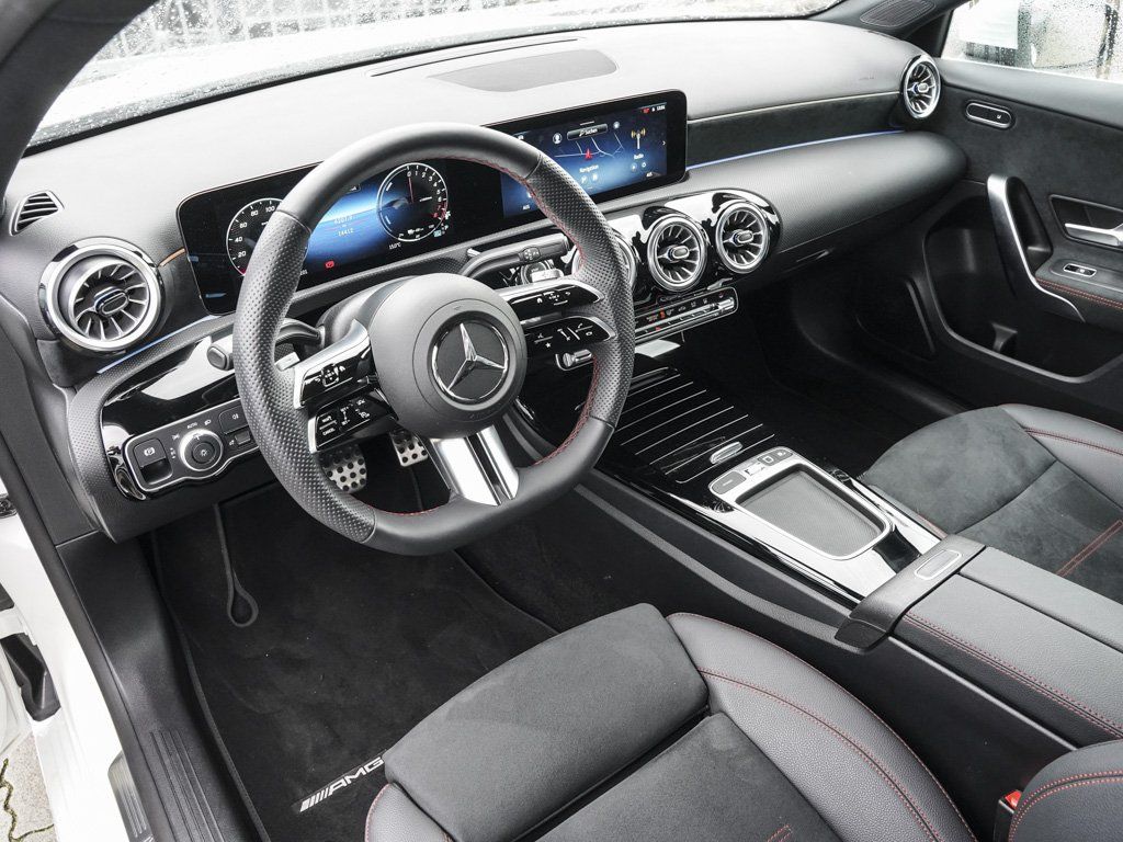 Mercedes-Benz A 250 2025