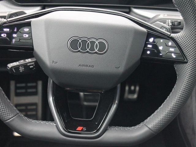 Audi SQ5 2025