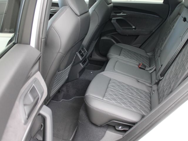 Audi SQ5 2025
