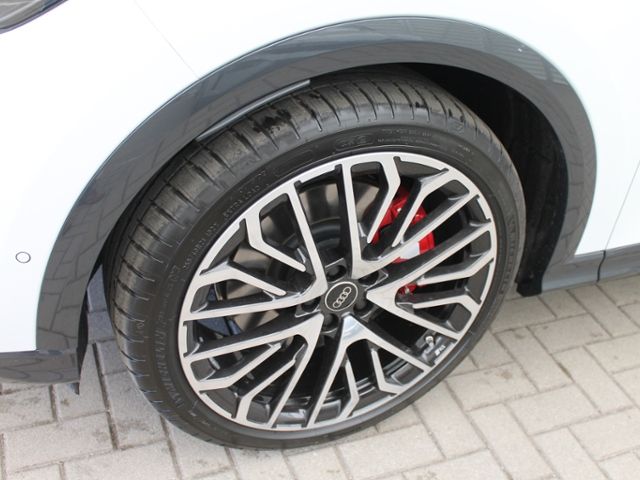 Audi SQ5 2025