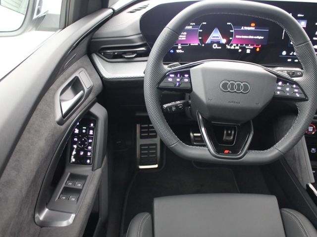 Audi SQ5 2025