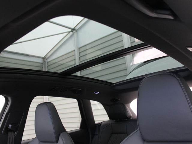 Audi SQ5 2025