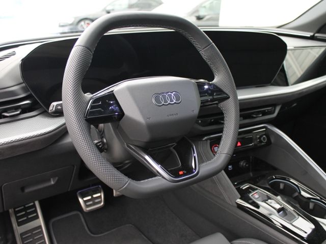 Audi SQ5 2025