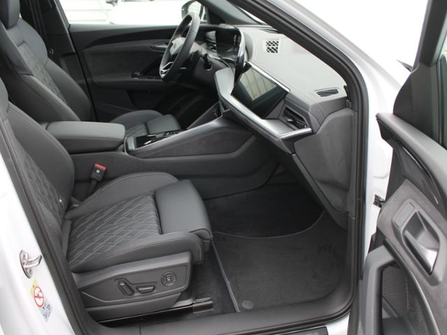 Audi SQ5 2025