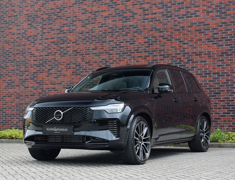 Volvo XC90 2025