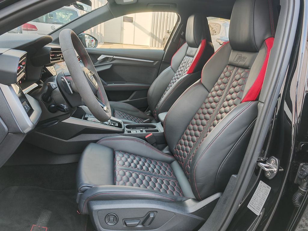 Audi RS3 2024