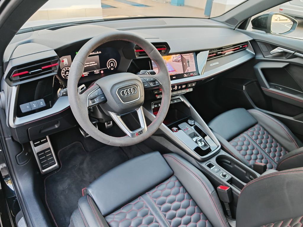Audi RS3 2024