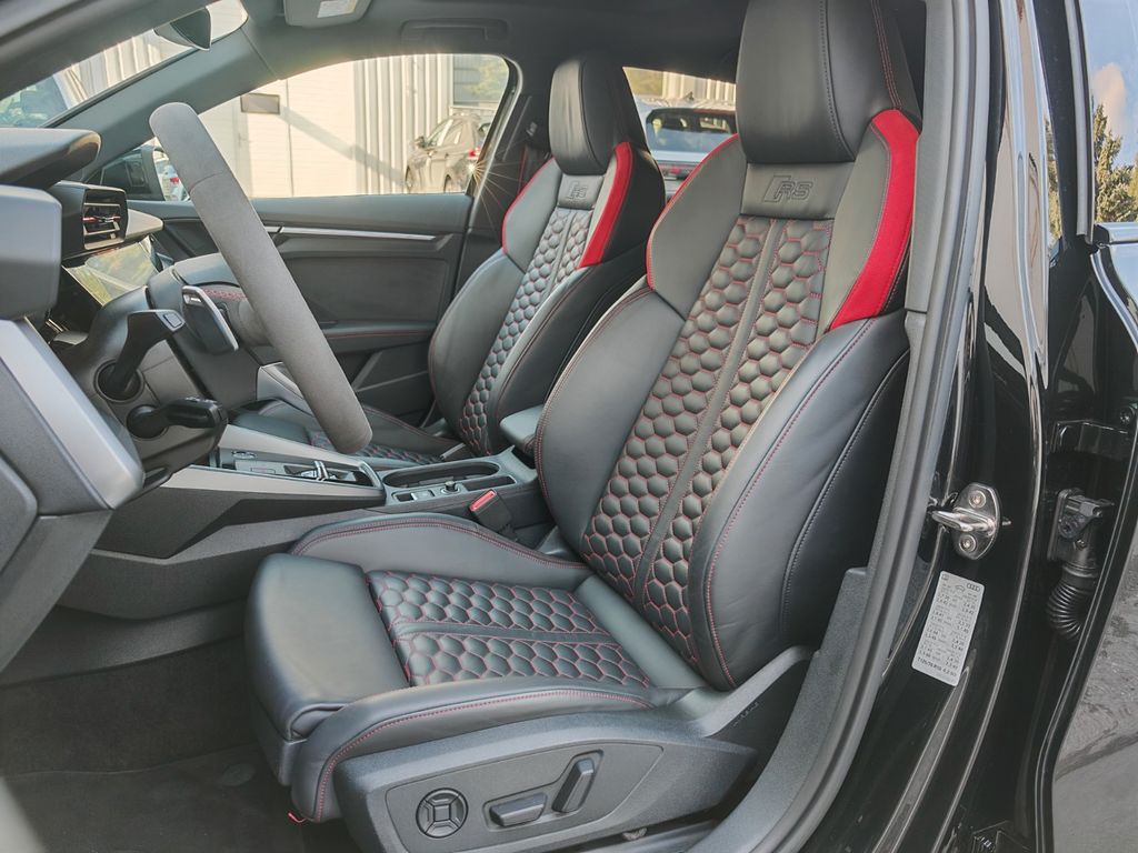 Audi RS3 2024