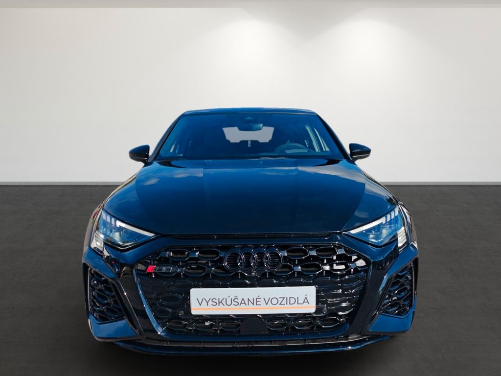 Audi RS3 2024
