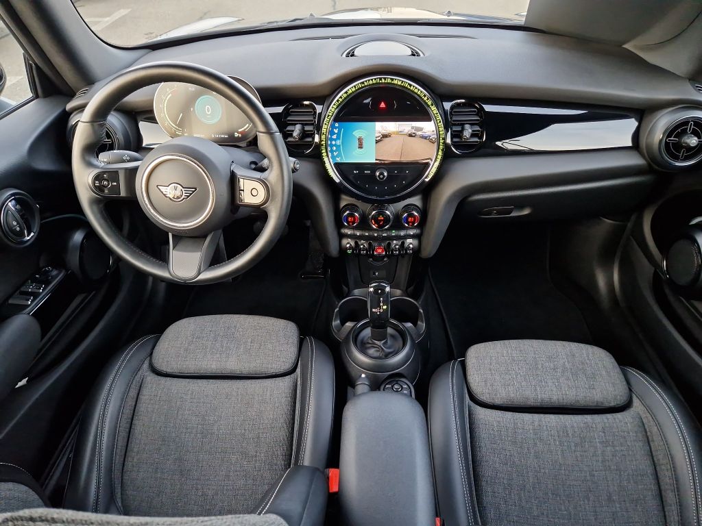 MINI Cooper Cabrio 2021