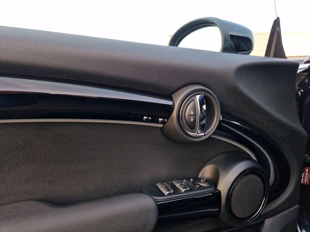 MINI Cooper Cabrio 2021