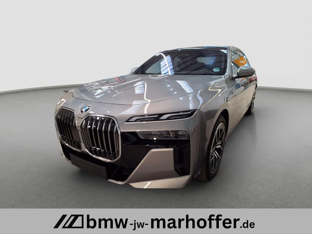 BMW 740 2025