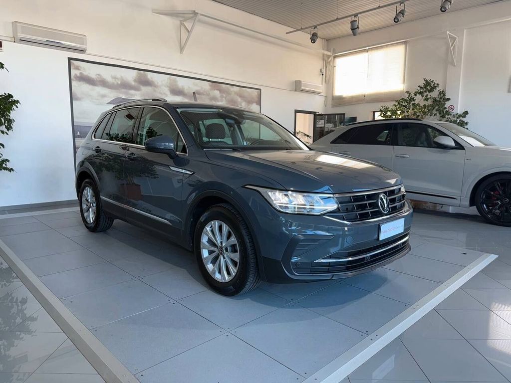 Volkswagen Tiguan 2021