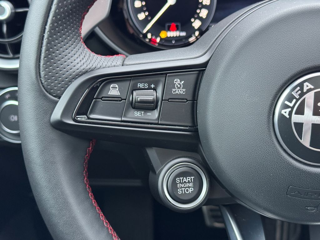 Alfa Romeo Giulia 2023