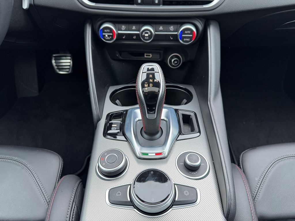 Alfa Romeo Giulia 2023