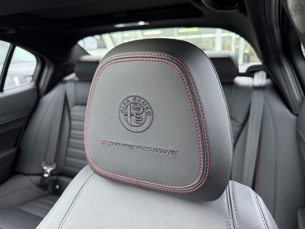 Alfa Romeo Giulia 2023