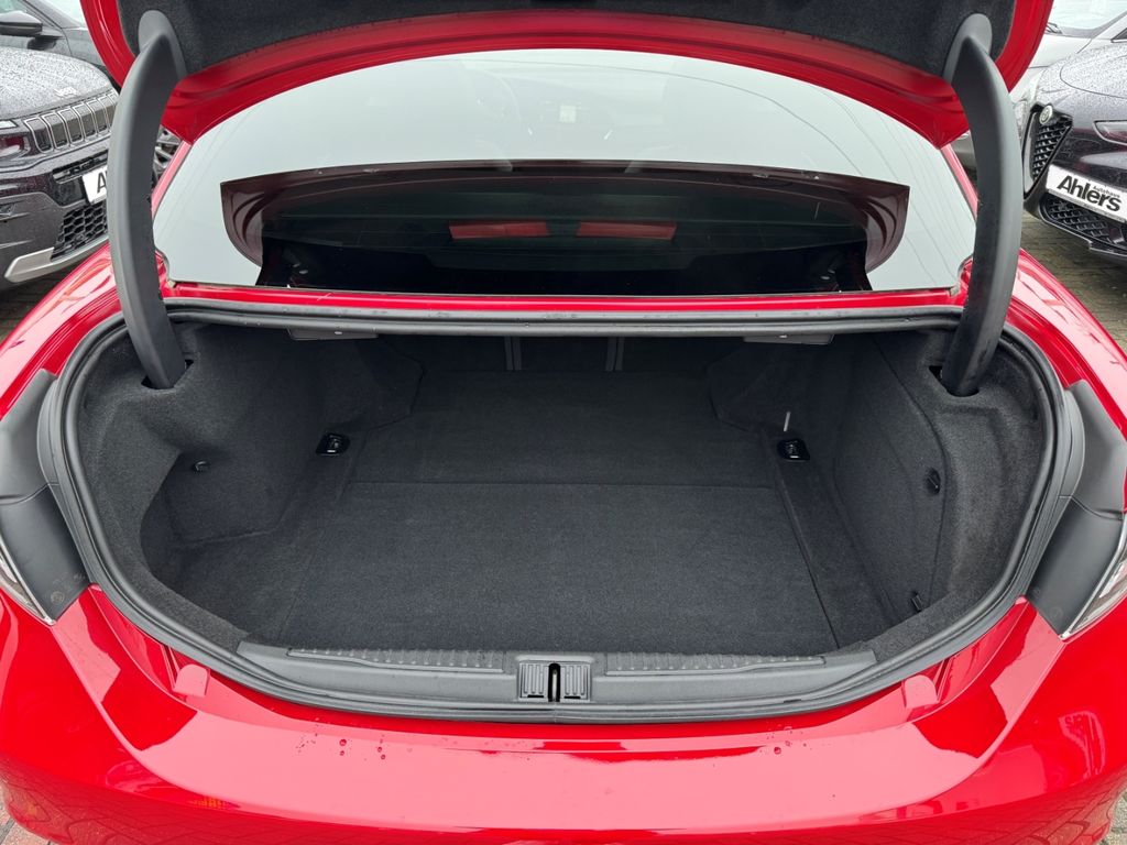 Alfa Romeo Giulia 2023