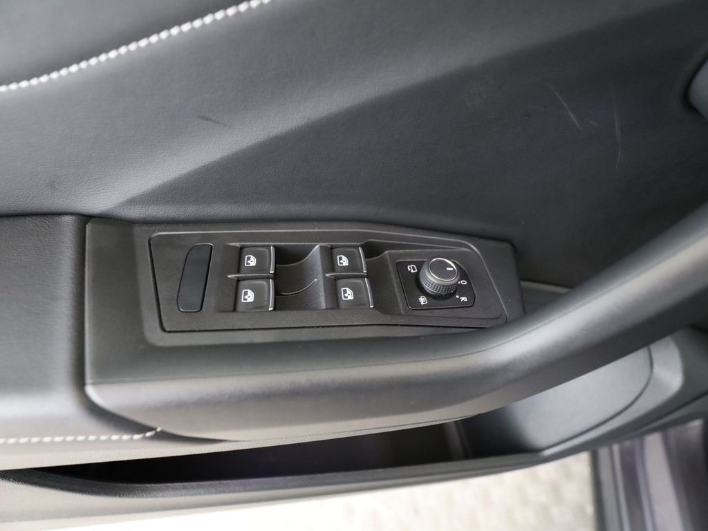 Volkswagen T-Roc 2024