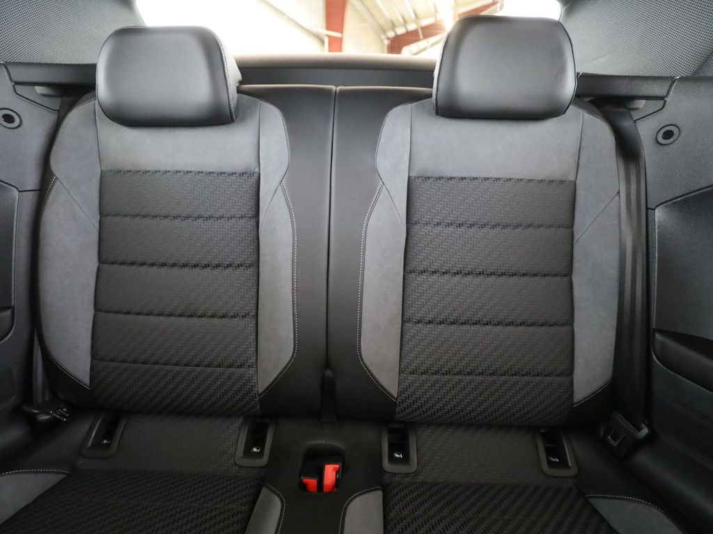 Volkswagen T-Roc 2024