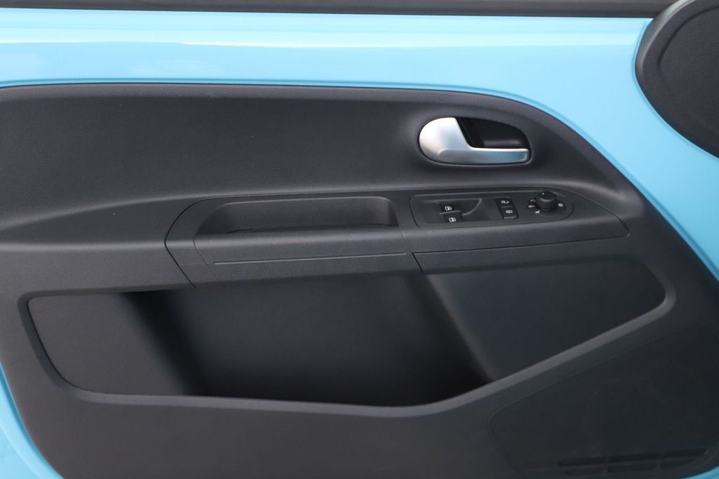 Volkswagen up! 2021