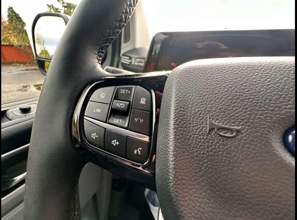 Ford Transit Custom 2025
