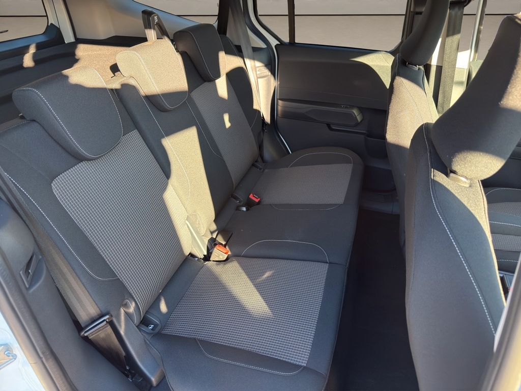 Ford Tourneo Courier 2025