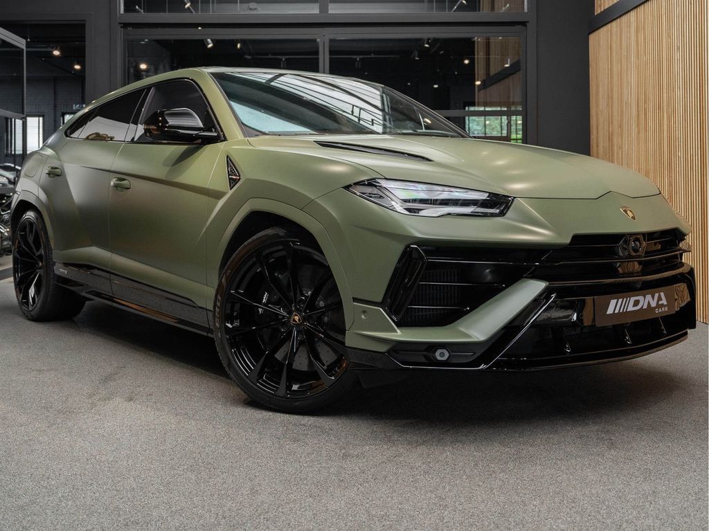 Lamborghini Urus 2023