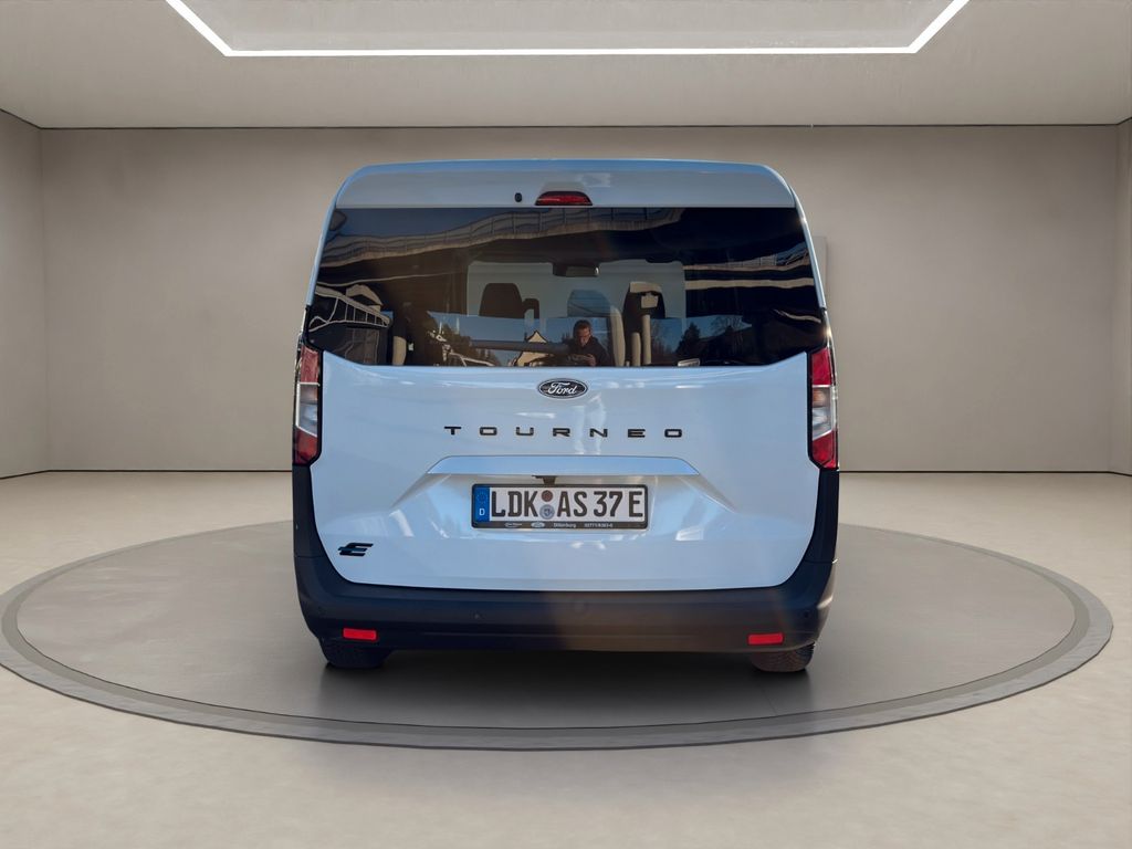 Ford Tourneo Courier 2025