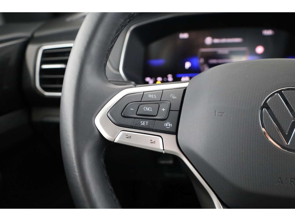 Volkswagen T-Cross 2024