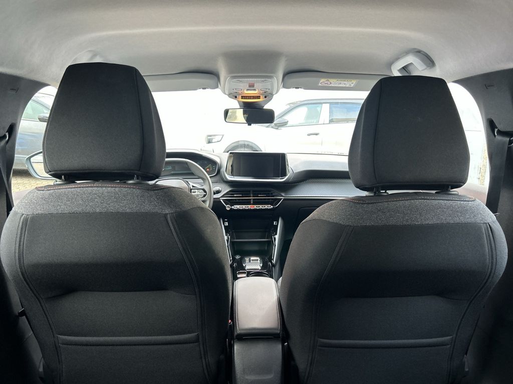 Peugeot 208 2022
