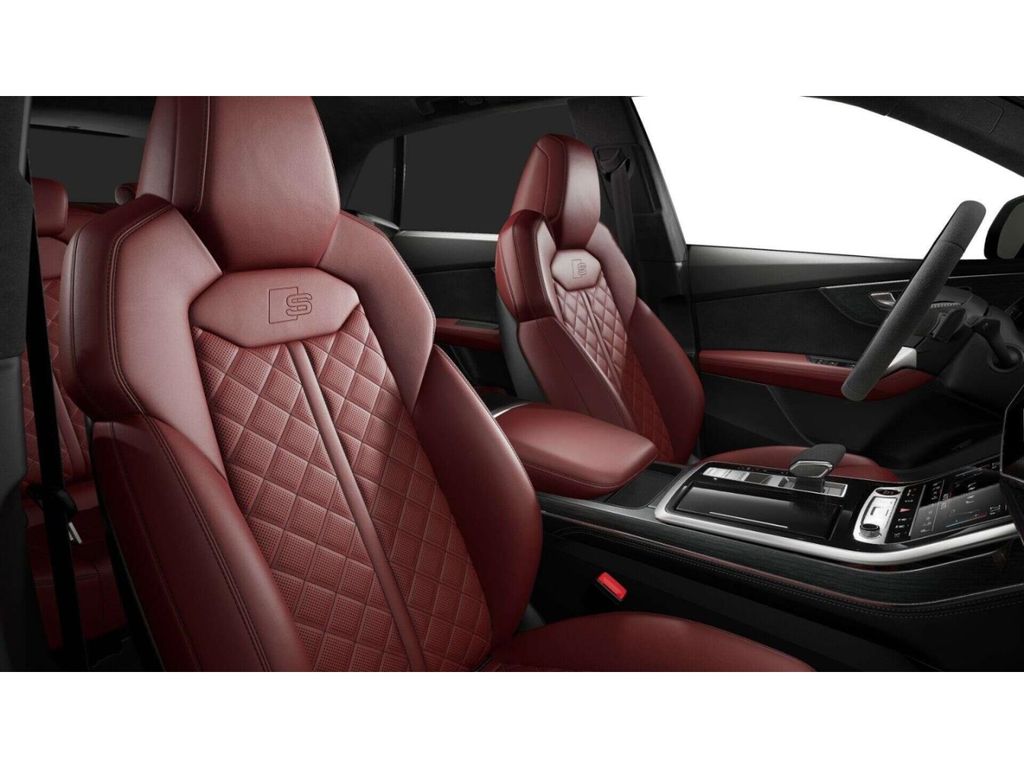 Audi SQ8 2024