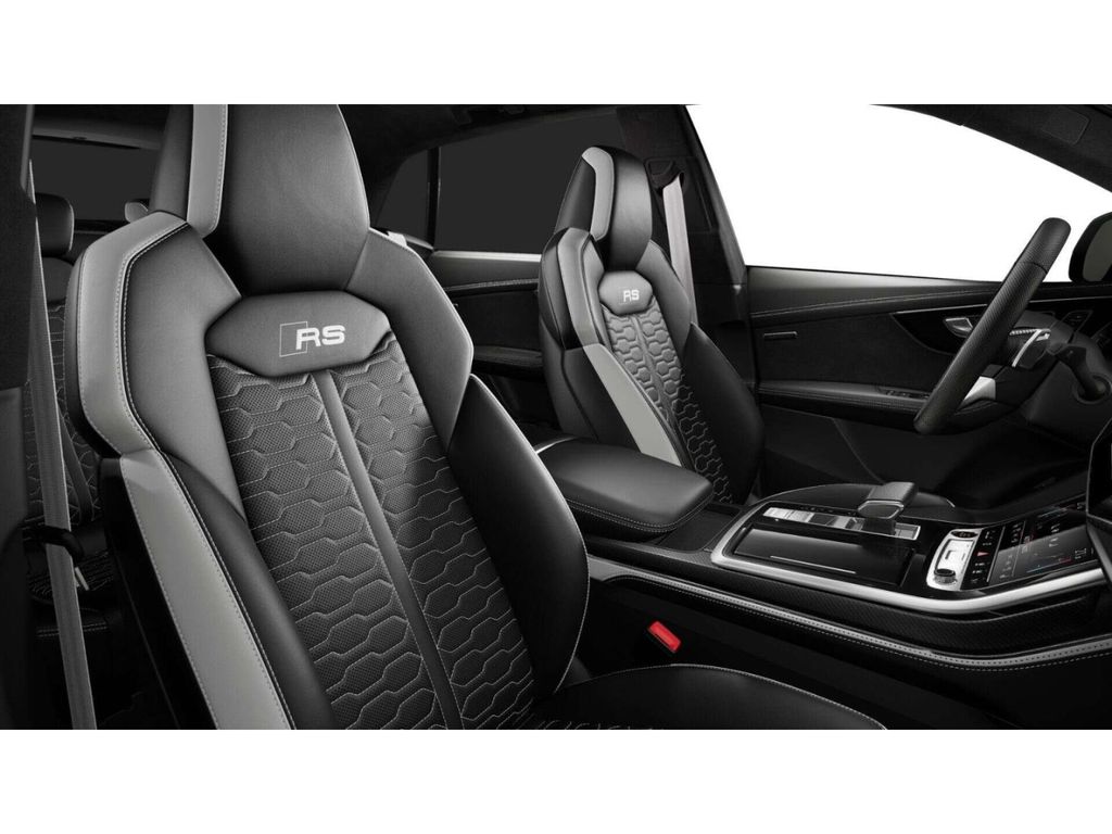 Audi RSQ8 2024
