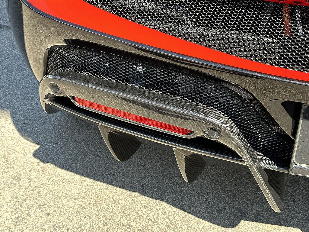Ferrari 296 GTB 2024