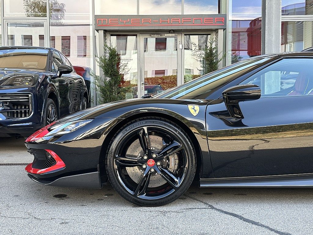 Ferrari 296 GTB 2024