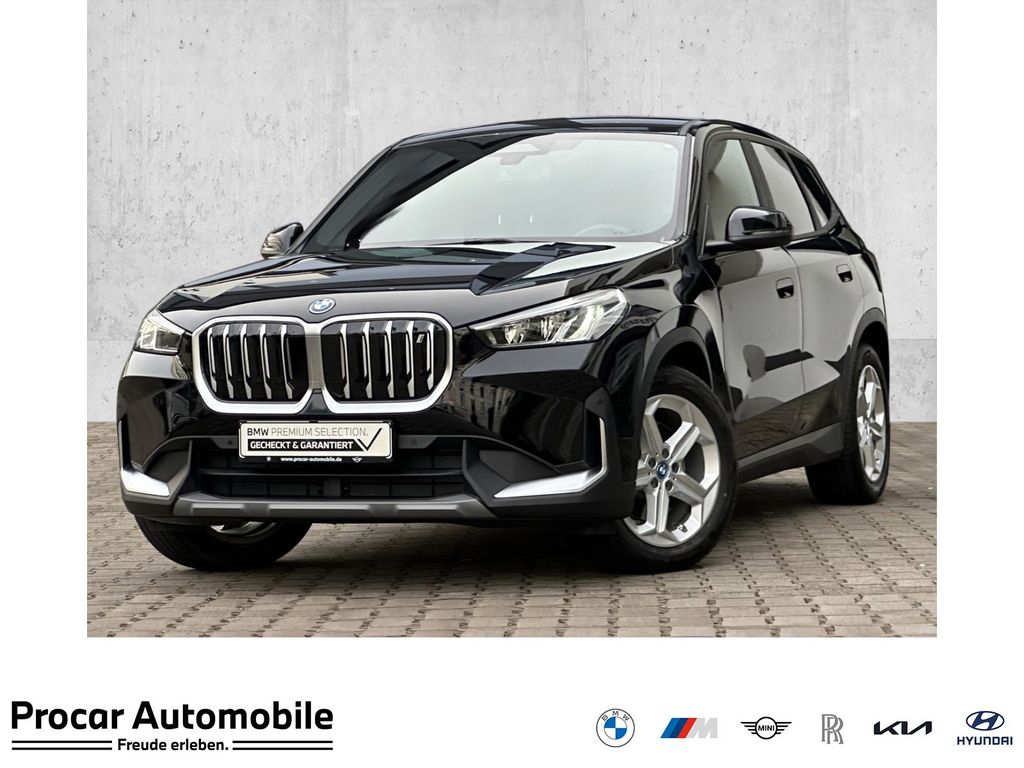 BMW iX1 2023