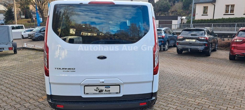 Ford Tourneo Custom 2021