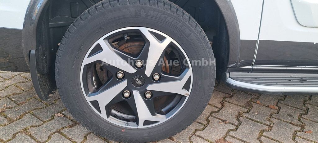 Ford Tourneo Custom 2021