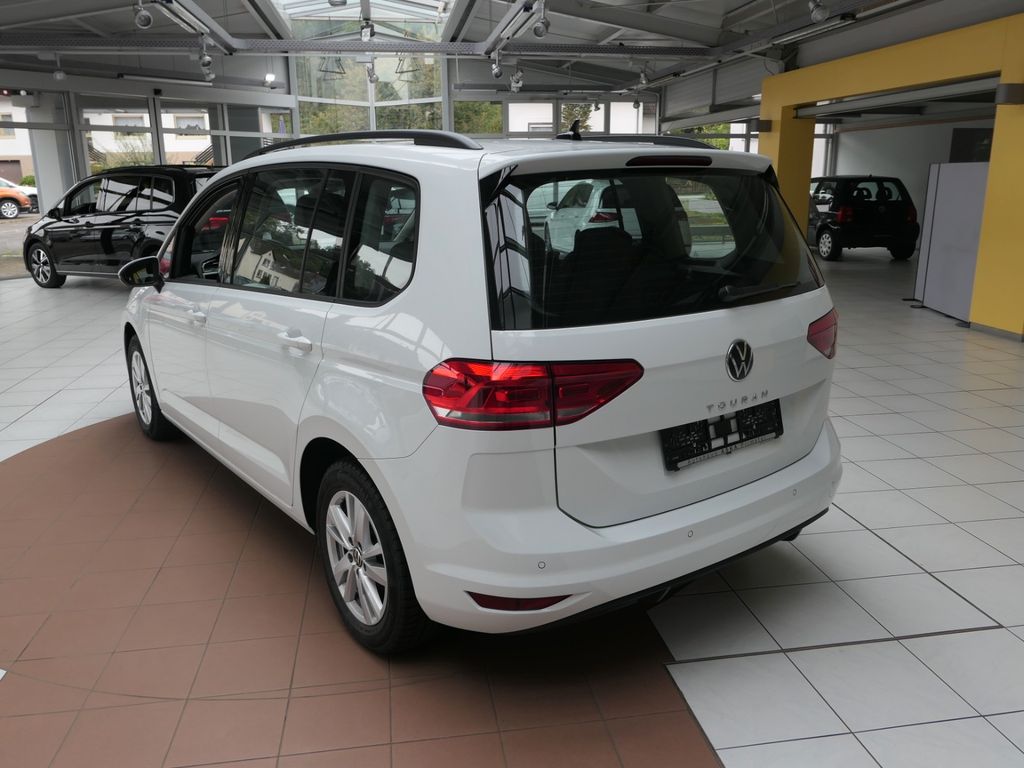 Volkswagen Touran 2024