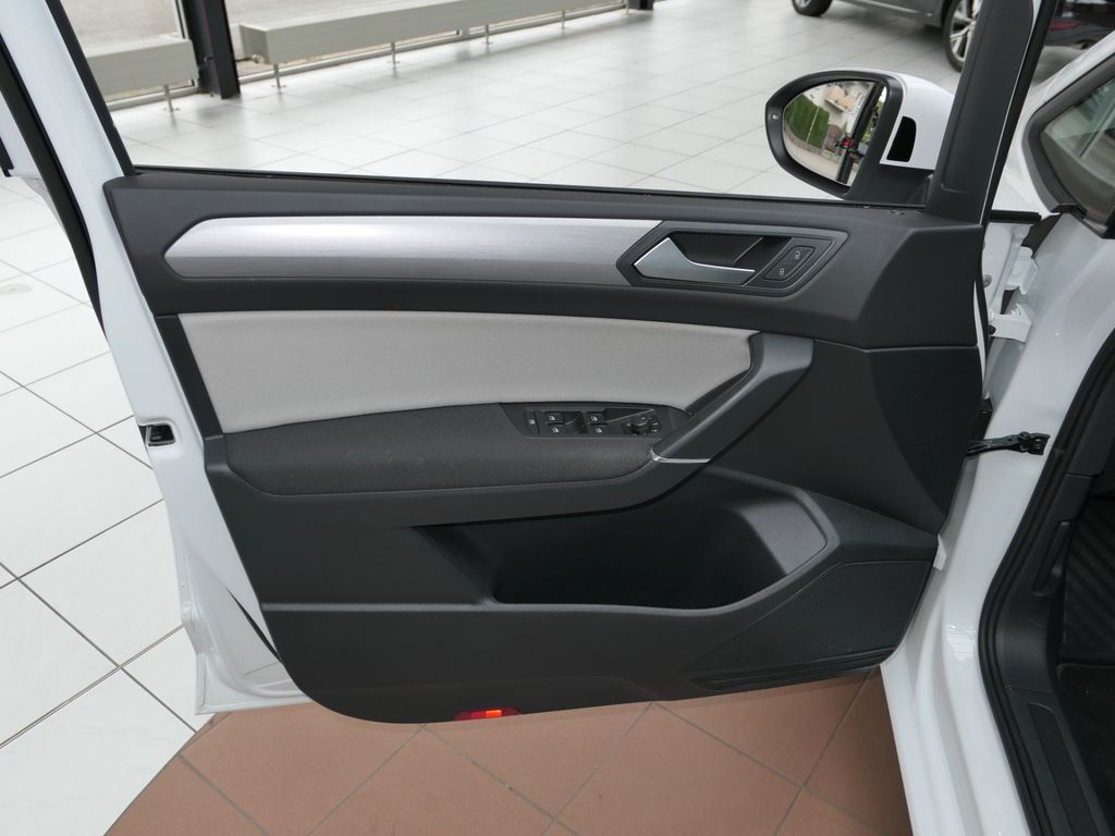 Volkswagen Touran 2024