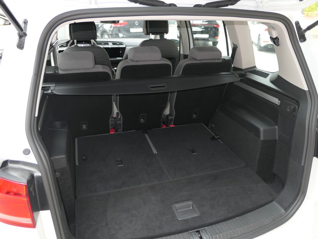 Volkswagen Touran 2024