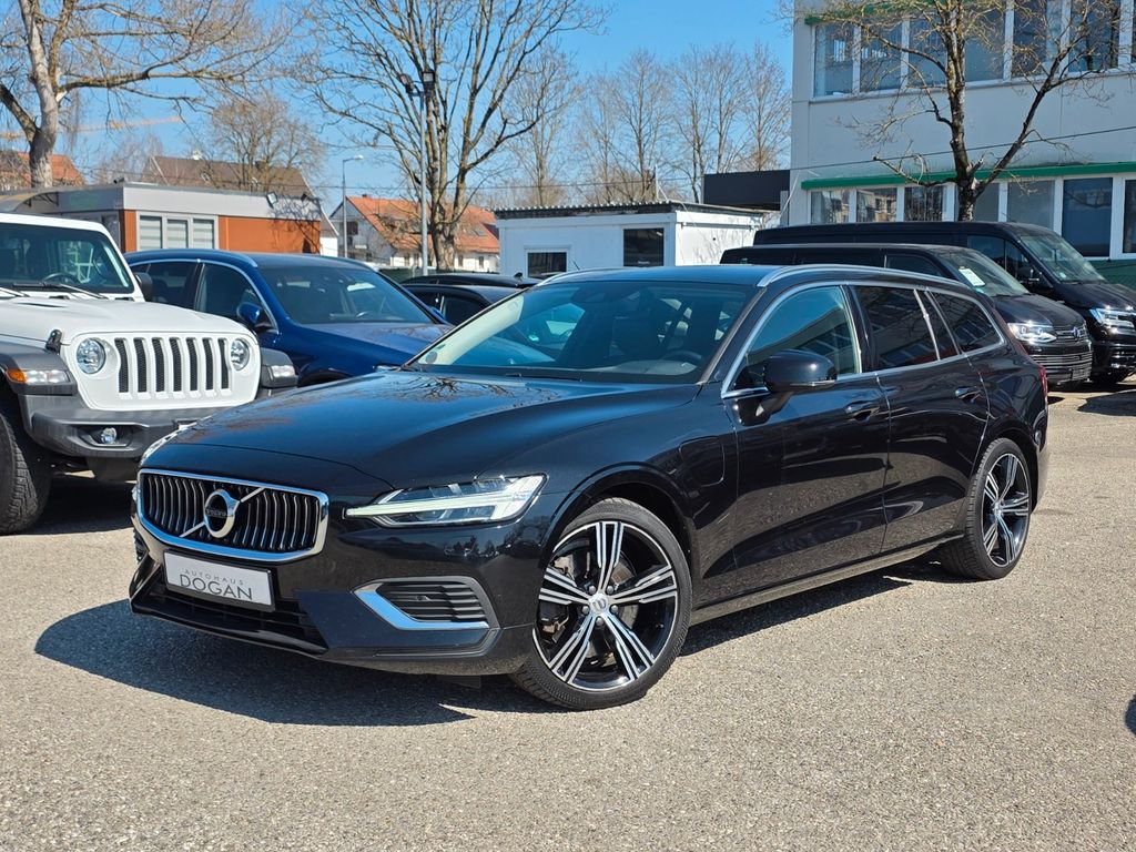 Volvo V60 2022