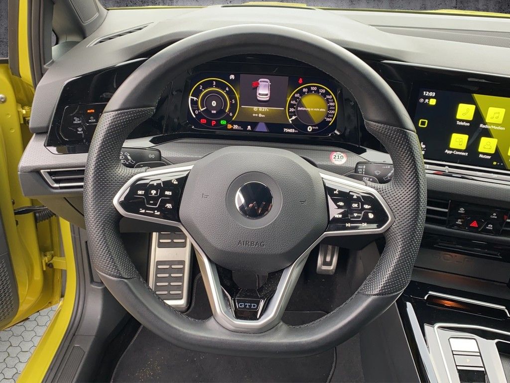 Volkswagen Golf 2022