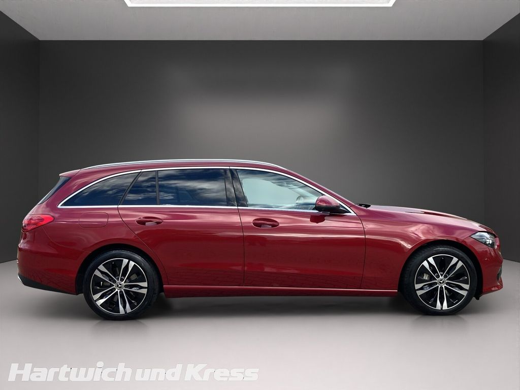 Mercedes-Benz C 300 2023
