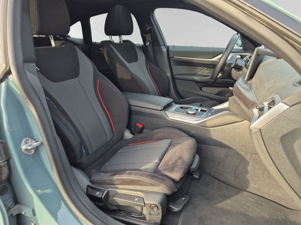 BMW i4 2025