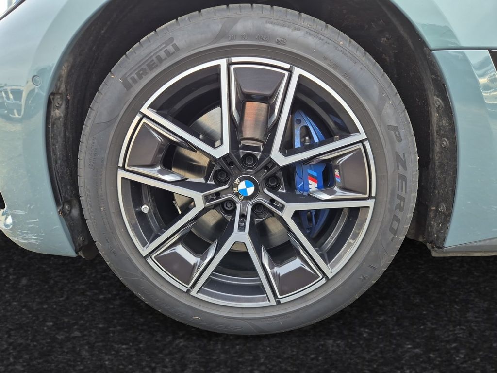 BMW i4 2025
