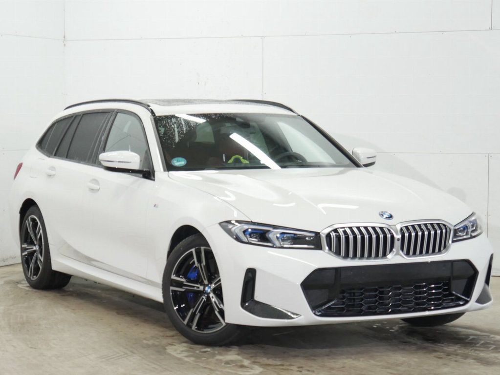 BMW 330 2024