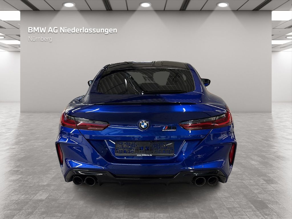 BMW M8 2022