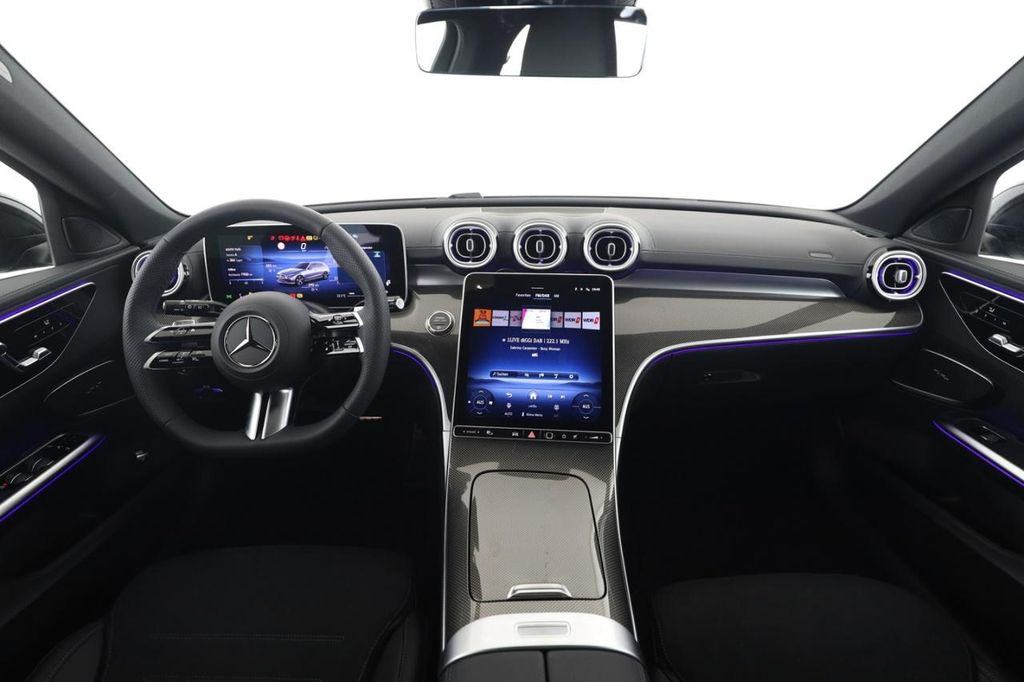 Mercedes-Benz C 220 2025