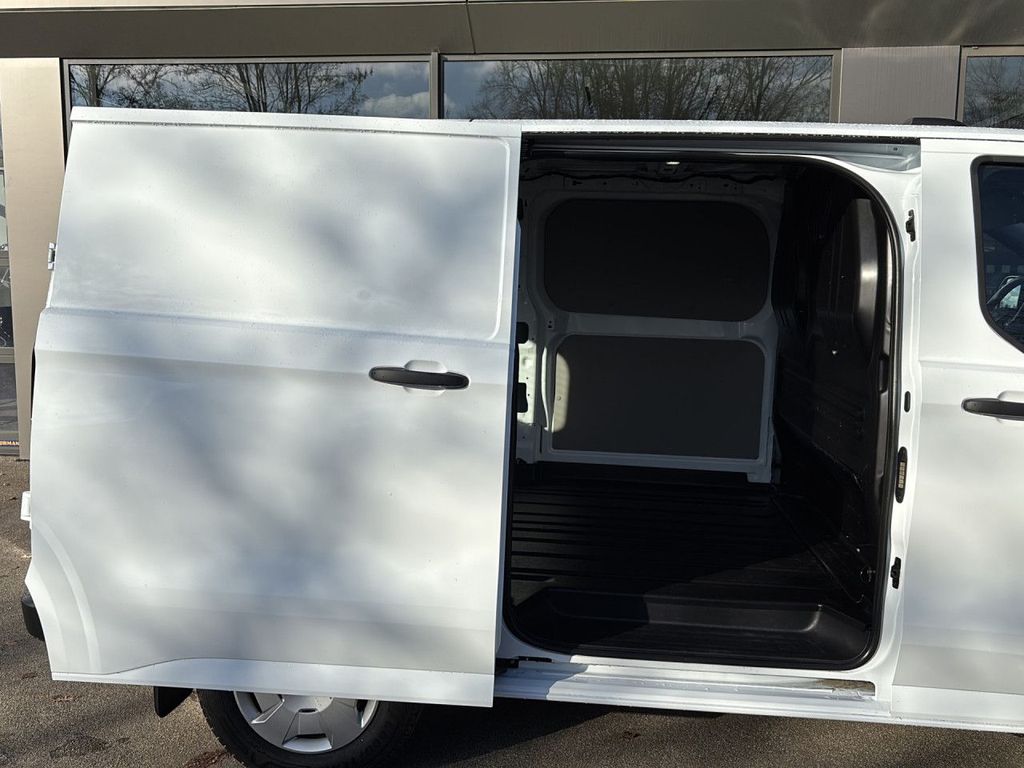 Ford Transit Custom 2023