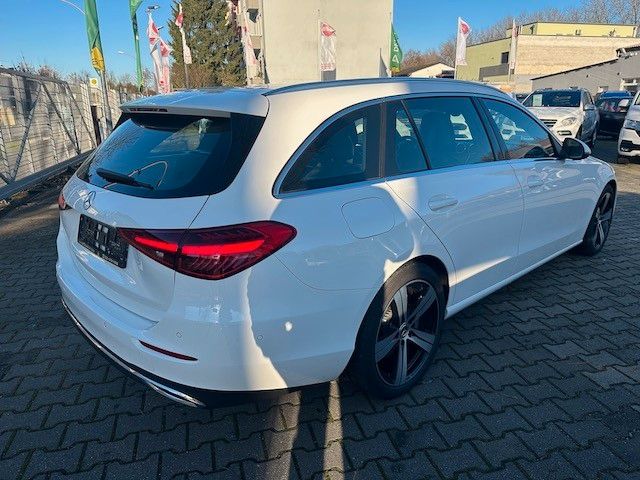 Mercedes-Benz C 200 2025